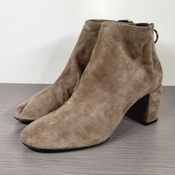 Via Spiga Nadia Bootie, Tan Suede, Womens Size 9.5 M / 39.5 - Picture 3 of 10